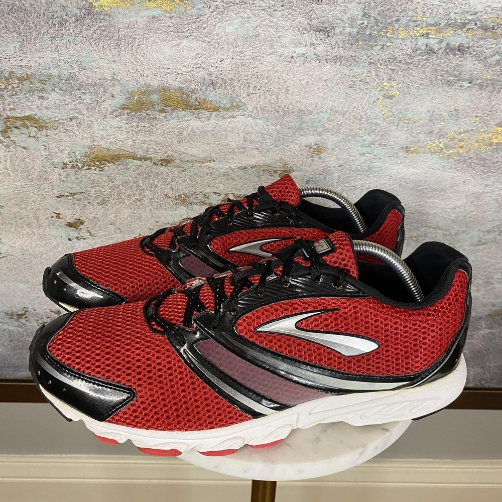 Brooks T6 Shoes Mens Size 11.5 Red Mesh Athletic Running Sneakers 1000121D615